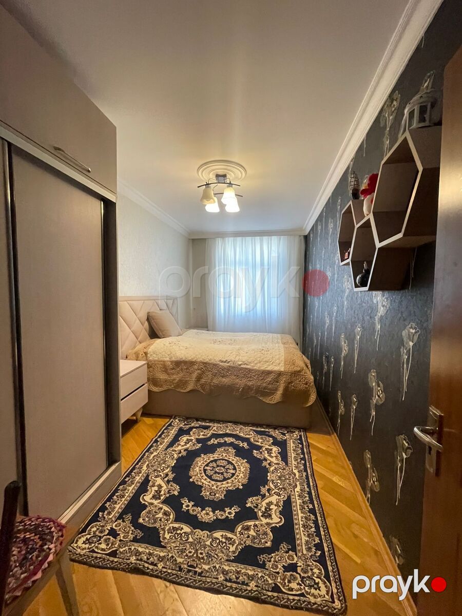 Satılır 2 otaqlı köhnə tikili 60 m² — Mənzil, Bakı (3)