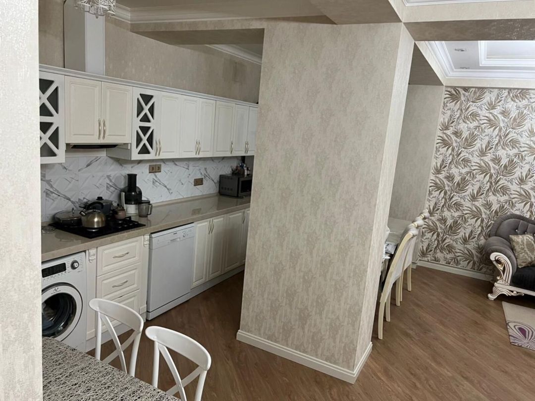 İcarəyə verilir 3 otaqlı yeni tikili 110 m² — Mənzil, Bakı (9)