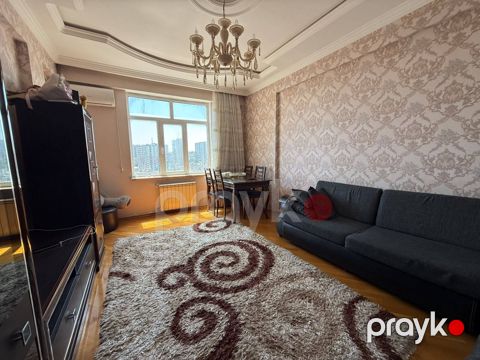 Satılır 3 otaqlı yeni tikili 90 m²