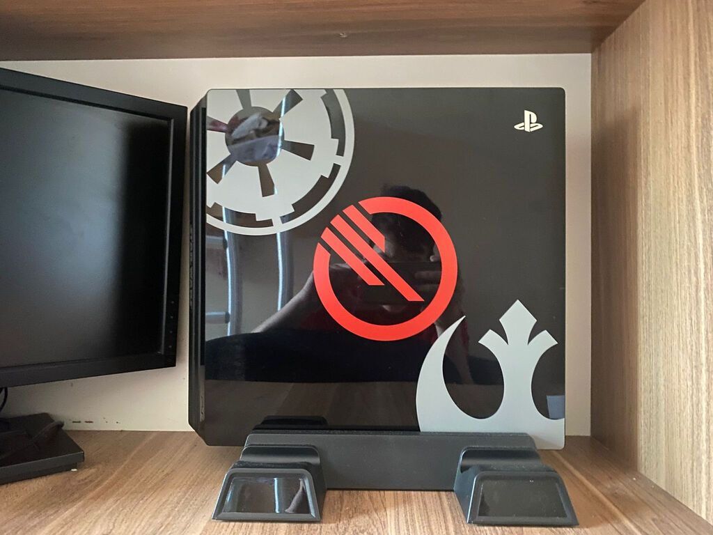 Sony PlayStation 4 Pro – Star Wars Battlefront II Limited Edition — Elektronika, Bakı (8)