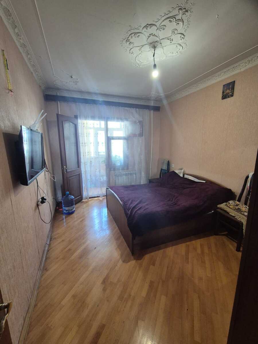 Satılır 2 otaqlı köhnə tikili 60 m² — Mənzil, Bakı (2)