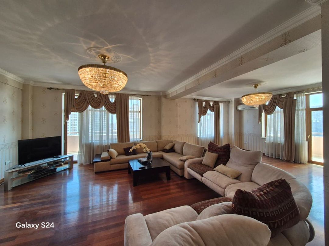 İcarəyə verilir 5 otaqlı yeni tikili 400 m² — Mənzil, Bakı