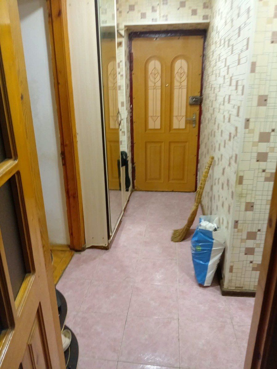 Satılır 3 otaqlı köhnə tikili 70 m² — Mənzil, Bakı (4)