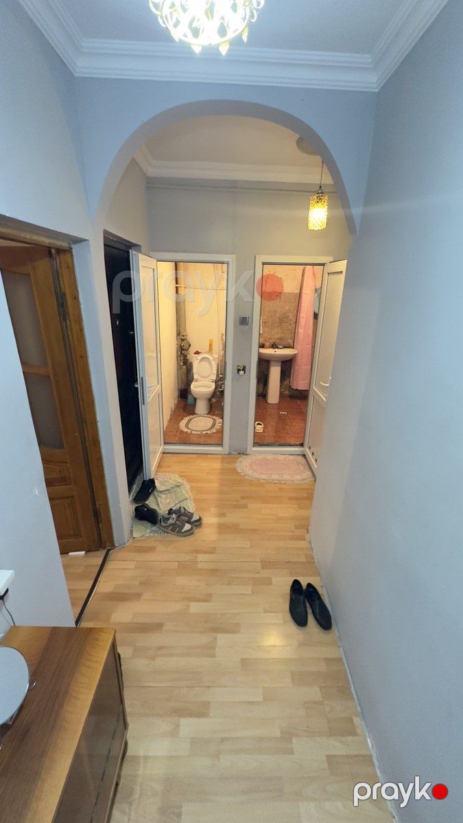 Satılır 2 otaqlı köhnə tikili 60 m² — Mənzil, Bakı (2)