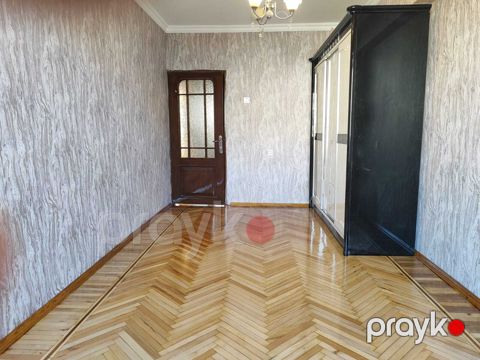 İcarəyə verilir 2 otaqlı köhnə tikili 60 m²