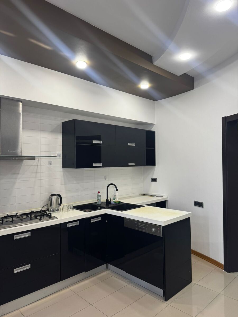 İcarəyə verilir 3 otaqlı yeni tikili 120 m² — Mənzil, Bakı (10)