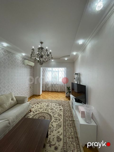 Satılır 3 otaqlı köhnə tikili 85 m²