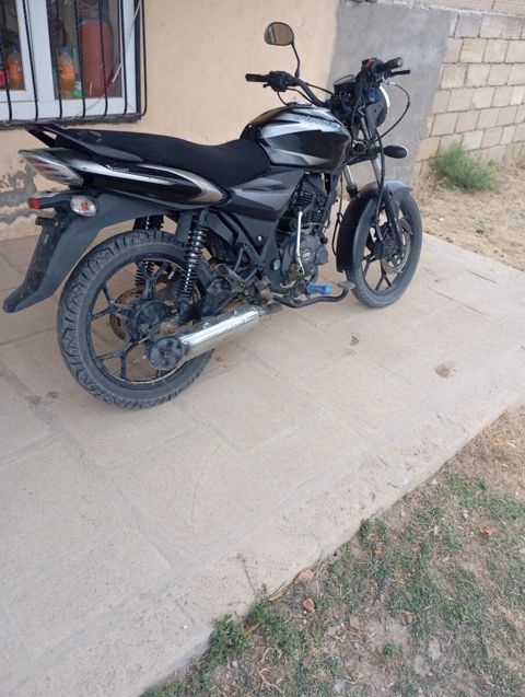 Motosikletlər Bajaj — Neftçala