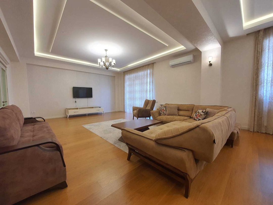 İcarəyə verilir 4 otaqlı yeni tikili 307 m² — Mənzil, Bakı (4)