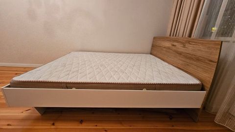 Taxt 220azn. 2 neferlik, 160×200 ölçülü əla vəziyyətdə, az işlənmiş — Bakı