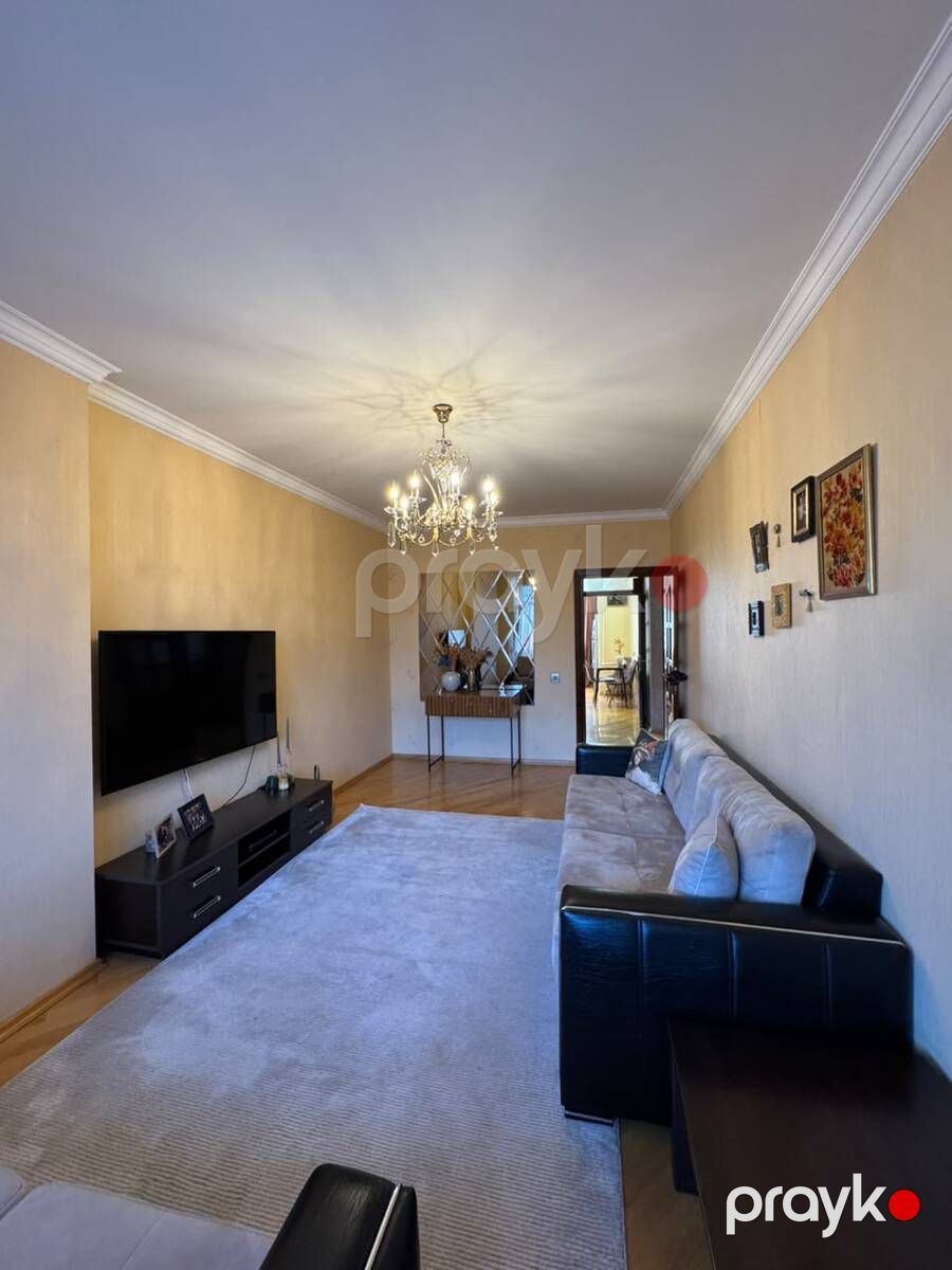 Satılır 4 otaqlı köhnə tikili 98 m² — Mənzil, Bakı (3)