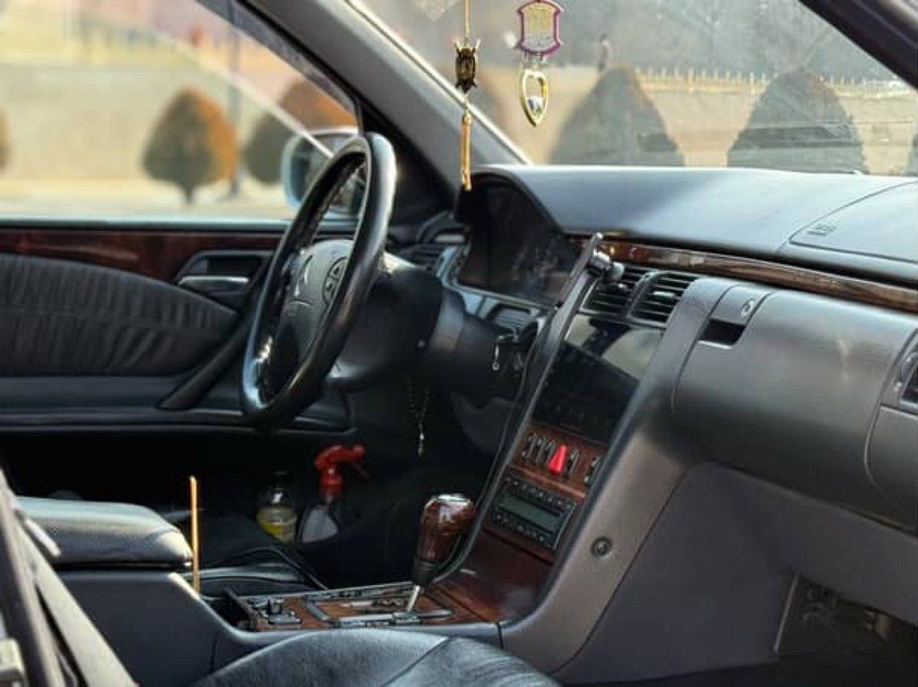 Mercedes E 320, 3.2 L, 2000 il, 396 580 km — Avtomobillər, Naxçıvan (6)