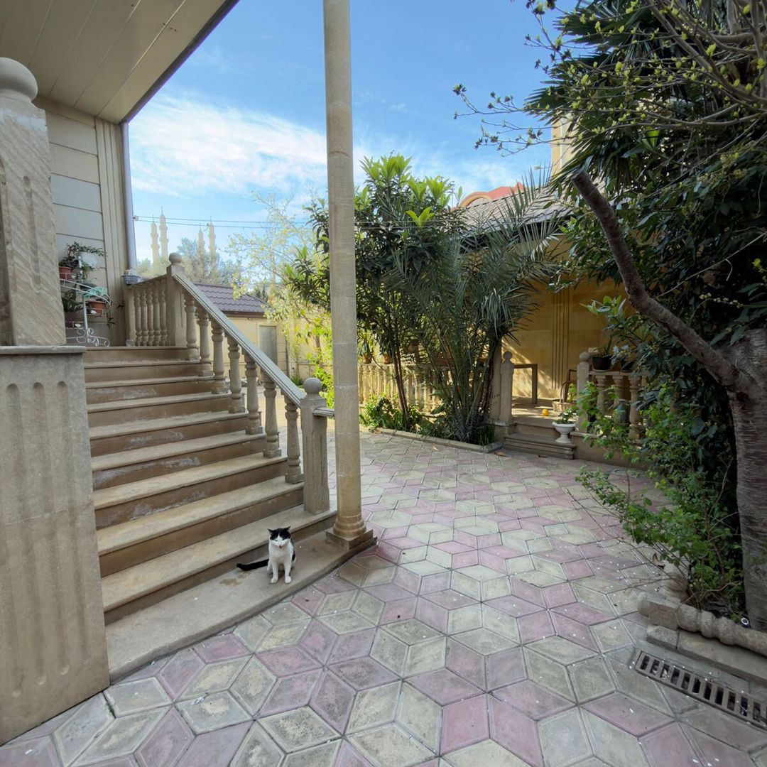 Satılır 9 otaqlı həyət evi/bağ evi 320 m² — Ev, villa, Bakı (2)