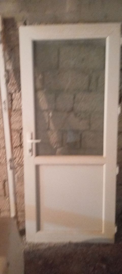 PVC giriş/balcony qapısı Çox az işlənilib, təzə kimidir — Digah
