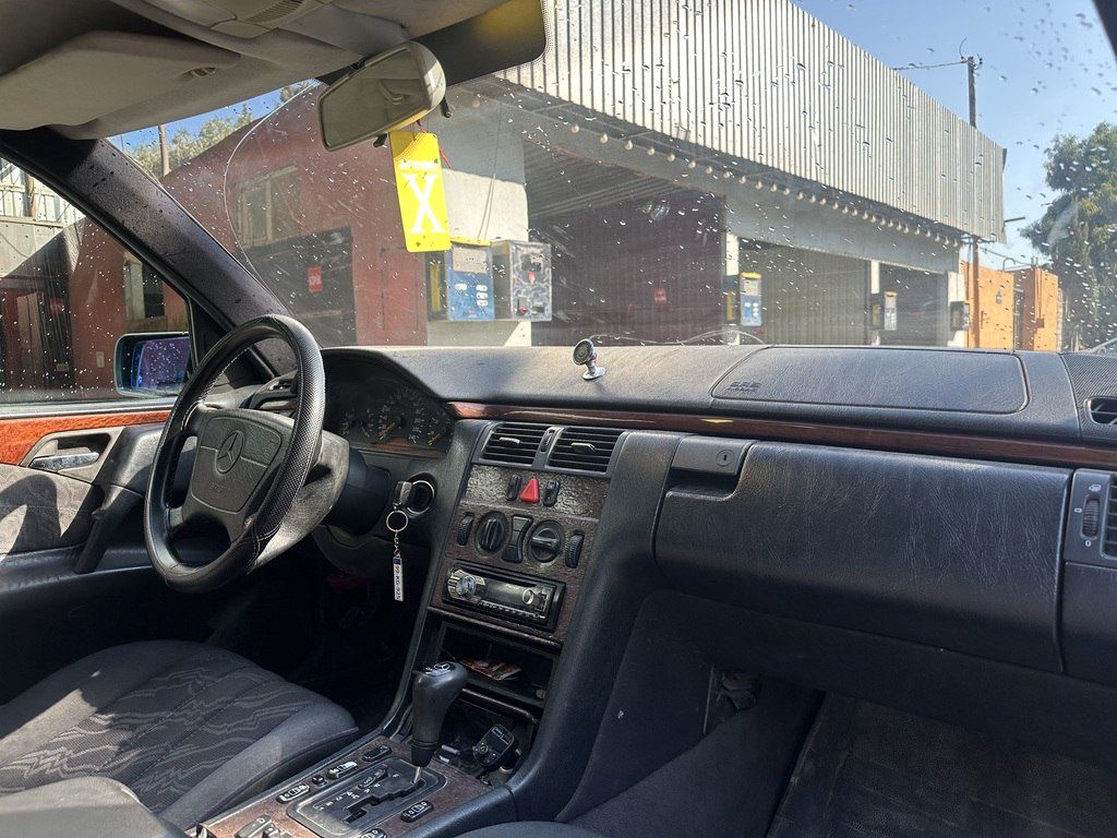 Mercedes E 240, 2.4 L, 1998 il, 428 000 km — Avtomobillər, Bakı (6)