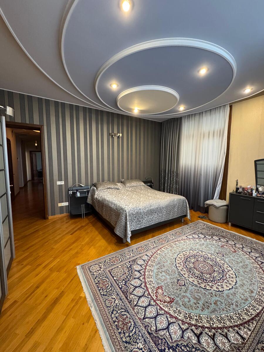 Satılır 5 otaqlı yeni tikili 245 m² — Mənzil, Bakı (4)