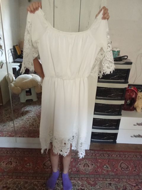 Ağ rəngli yay donu - Stil: “off-shoulder”/açıq çiyinli, elastik ətək — Bakı