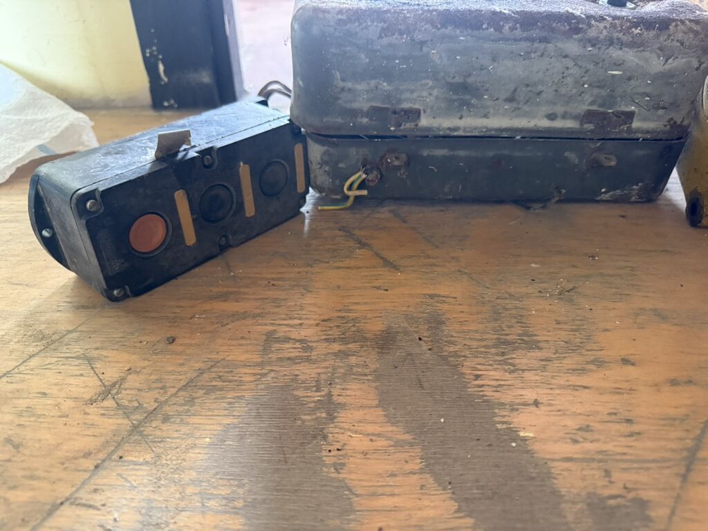 Sənaye kran trosu üçün elektrikli hərəkət trolleyi və idarəetmə bloku — Biznes və avadanlıq, Ceyranbatan (2)