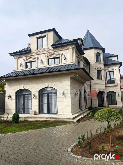 Satılır 8 otaqlı həyət evi/bağ evi 450 m²