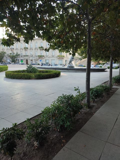 İcarəyə verilir 2 otaqlı köhnə tikili 65 m² — Bakı