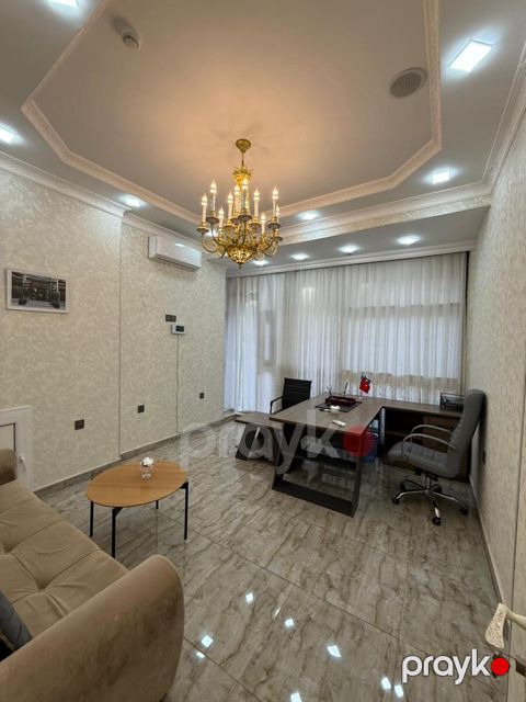 Satılır obyekt 80 m²