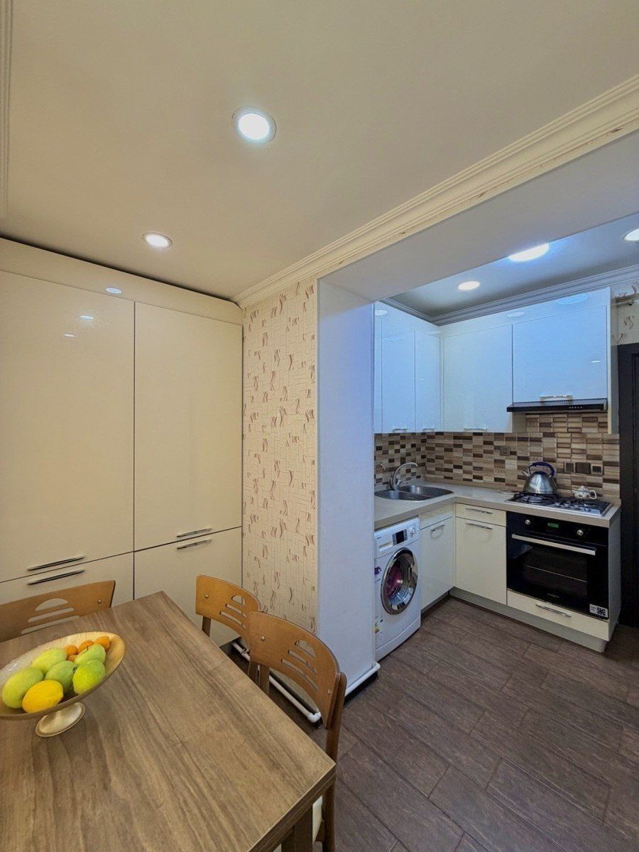 2-otaqlı mənzil, Mixail Koverickin küç., 55 m² — Mənzil, Bakı (2)