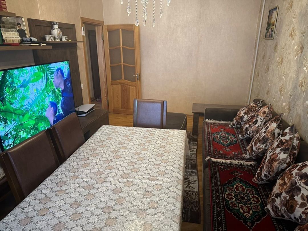 Satılır 4 otaqlı köhnə tikili 100 m² — Mənzil, Bakı (2)
