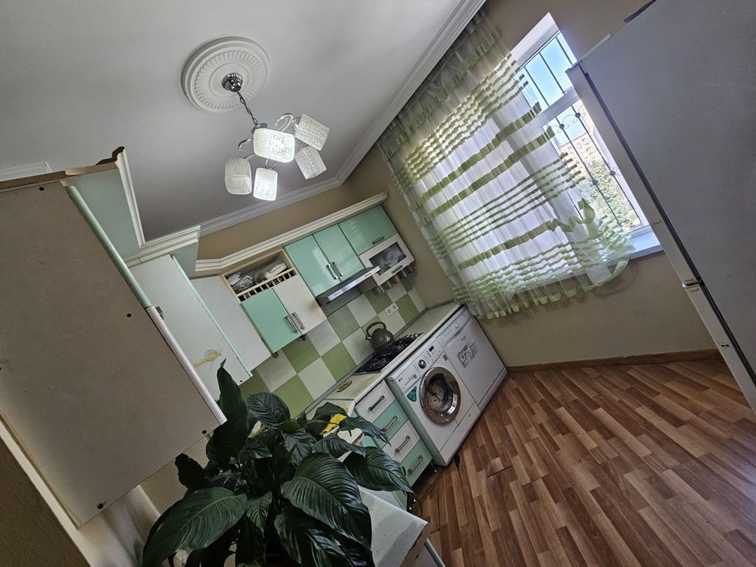 Satılır 2 otaqlı köhnə tikili 60 m² — Mənzil, Bakı (2)