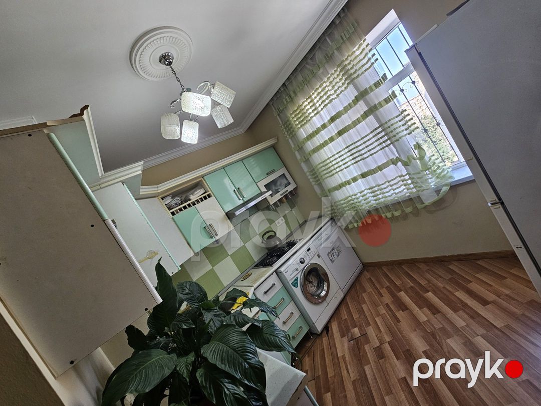 Satılır 2 otaqlı köhnə tikili 60 m² — Mənzil, Bakı (2)