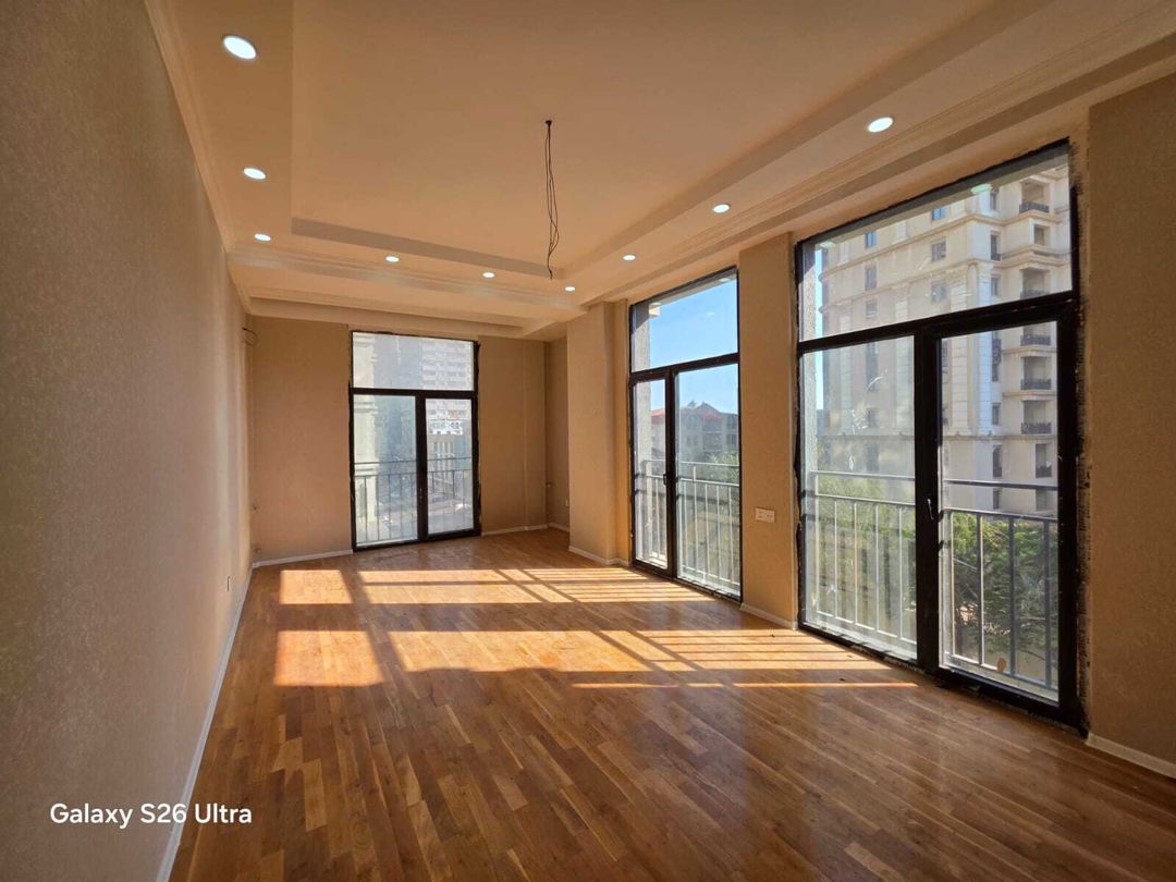 Satılır 4 otaqlı yeni tikili 148 m² — Mənzil, Bakı (9)