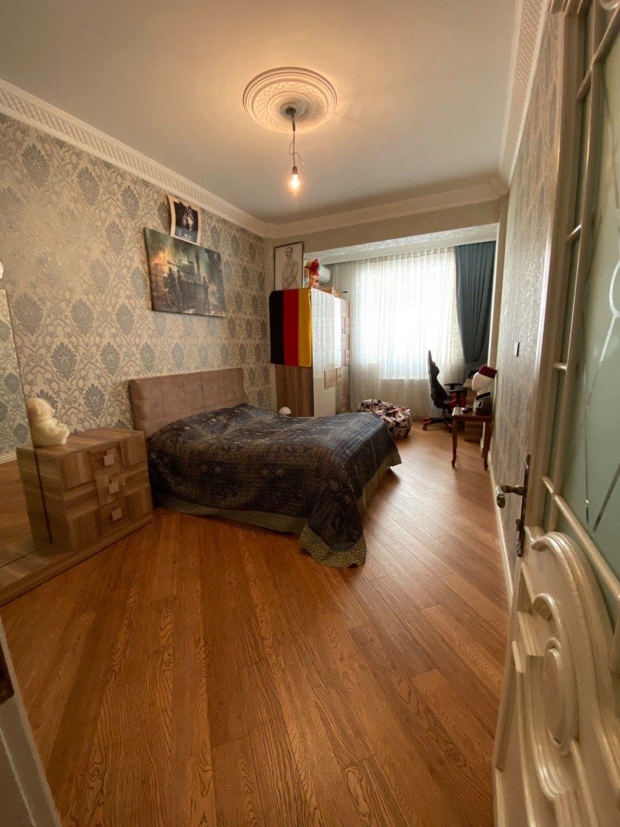 Satılır 5 otaqlı yeni tikili 210 m² — Mənzil, Bakı (7)