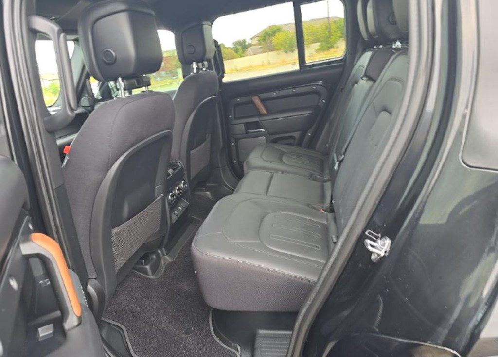 Land Rover Defender, 3.0 L, 2021 il, 81 000 km — Avtomobillər (9)
