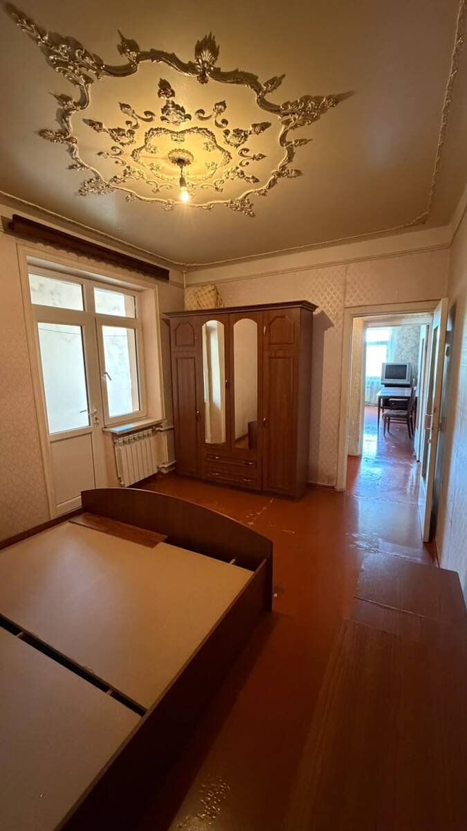 Satılır 2 otaqlı köhnə tikili 55 m² — Mənzil, Bakı (8)