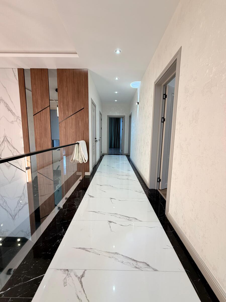 Satılır 5 otaqlı həyət evi/bağ evi 250 m² — Ev, villa, Bakı (4)