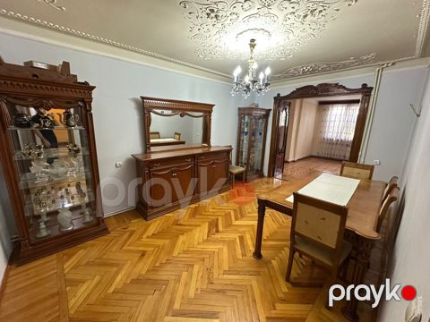İcarəyə verilir 4 otaqlı köhnə tikili 90 m²
