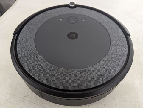 Robot Roomba i3 — Bakı