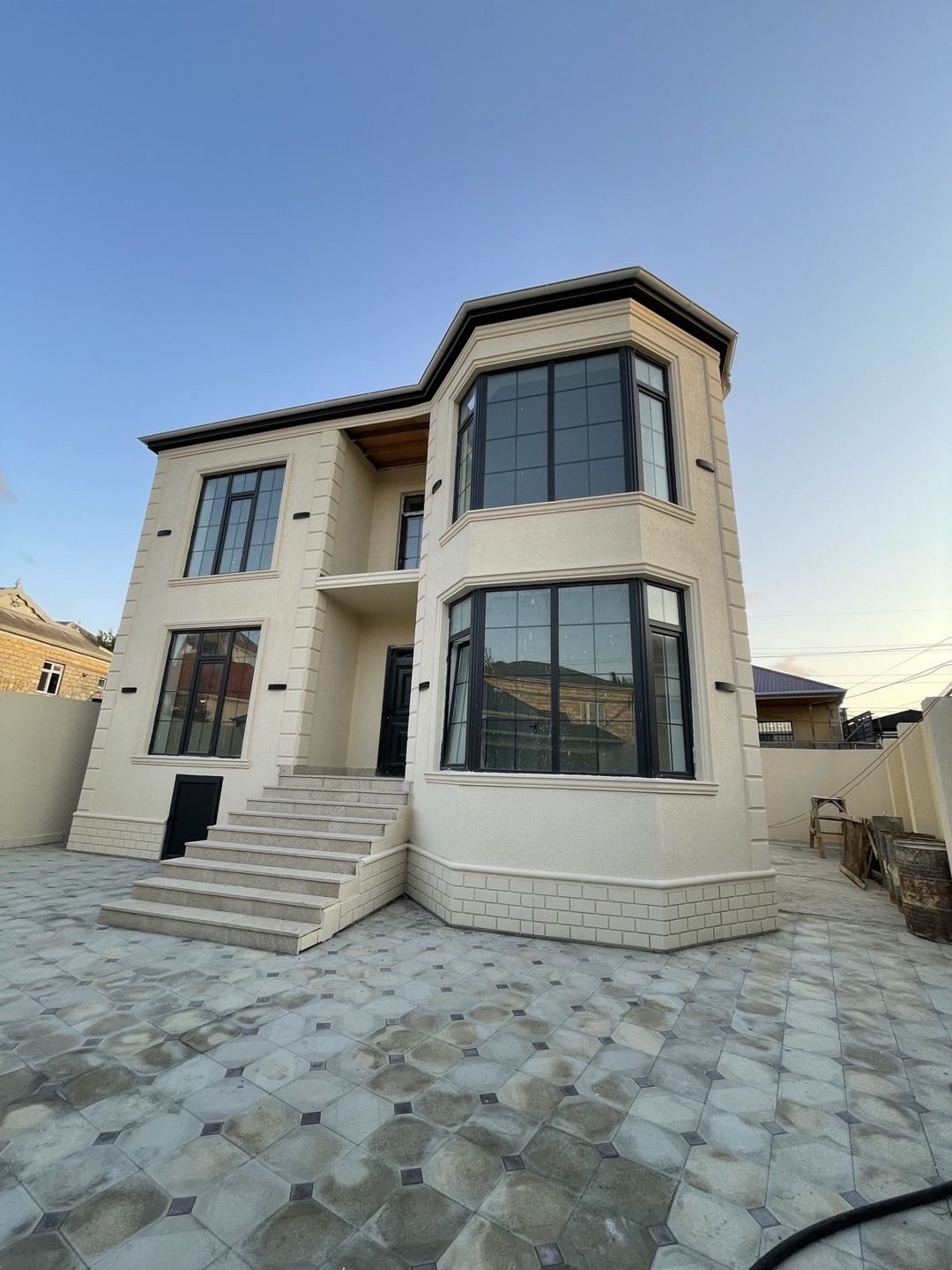 Satılır 6 otaqlı həyət evi/bağ evi 220 m² — Ev, villa, Bakı (2)