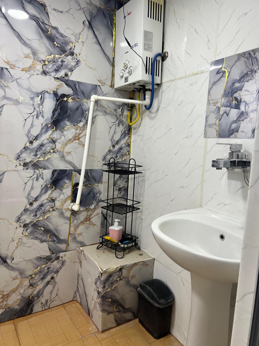 İcarəyə verilir 3 otaqlı köhnə tikili 120 m² — Mənzil, Bakı (9)