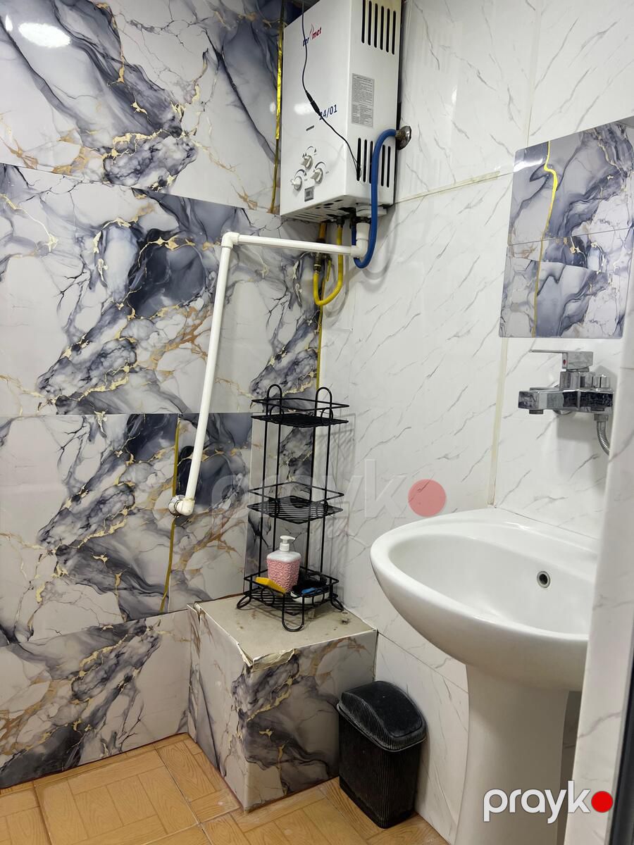İcarəyə verilir 3 otaqlı köhnə tikili 120 m² — Mənzil, Bakı (9)