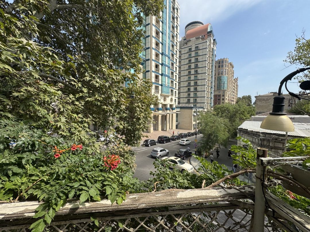 İcarəyə verilir 2 otaqlı köhnə tikili 75 m² — Mənzil, Bakı (10)