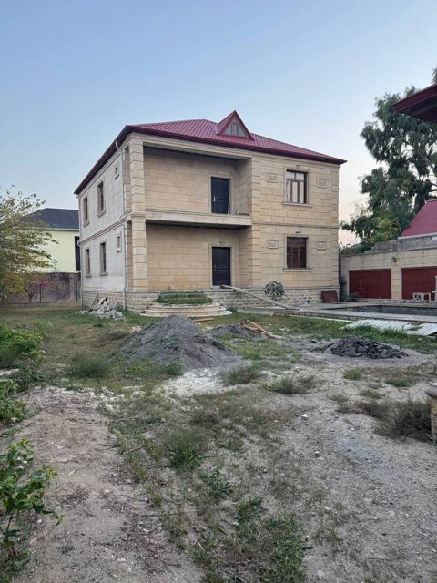Satılır 8 otaqlı həyət evi/bağ evi 250 m² — Bakı