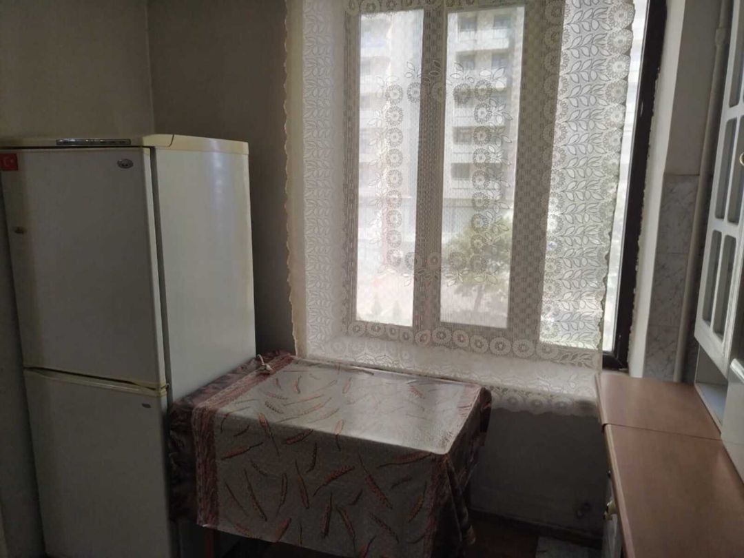 İcarəyə verilir 1 otaqlı köhnə tikili 36 m² — Mənzil, Bakı (3)