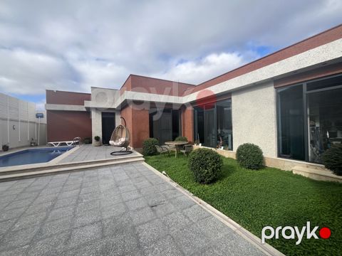 Satılır 4 otaqlı həyət evi/bağ evi 140 m²