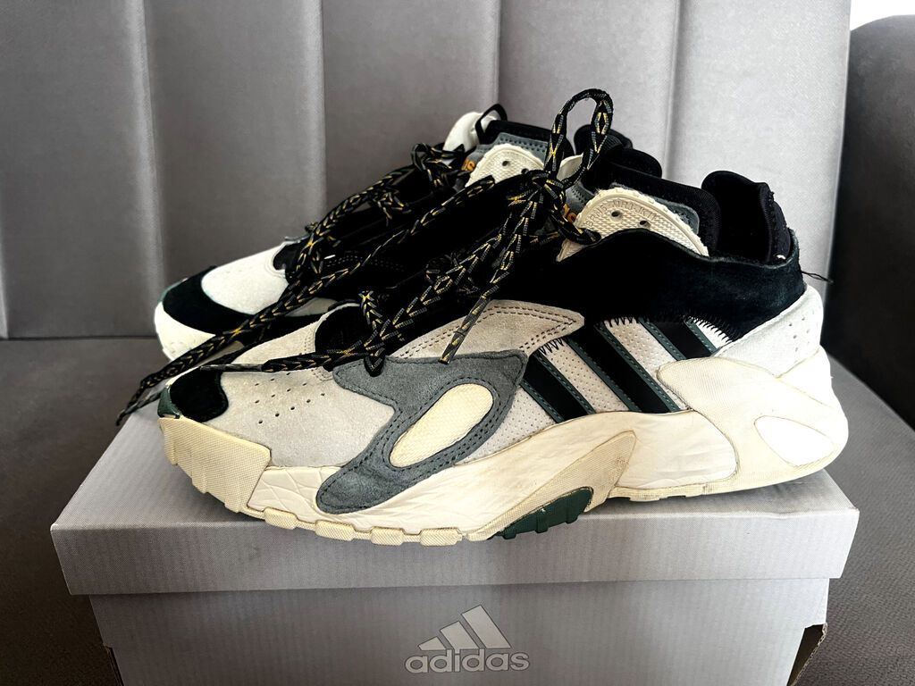 Ölçü 42-dir. Orijinal Adidas Streetball idman ayaqqabısı. Rəsmi — Şəxsi əşyalar, Bakı (7)