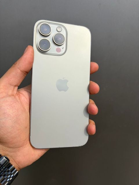 Apple iPhone 16 Pro Max White Titanium 256GB/8GB — Gəncə