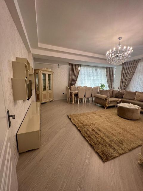 İcarəyə verilir 3 otaqlı yeni tikili 140 m² — Bakı