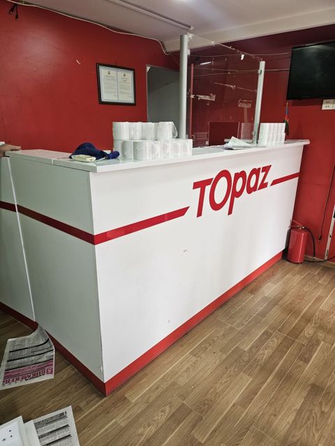Mağaza, ofis və xidmət məntəqələri üçün hazırlanmış kassa/resepsiyon — Bakı