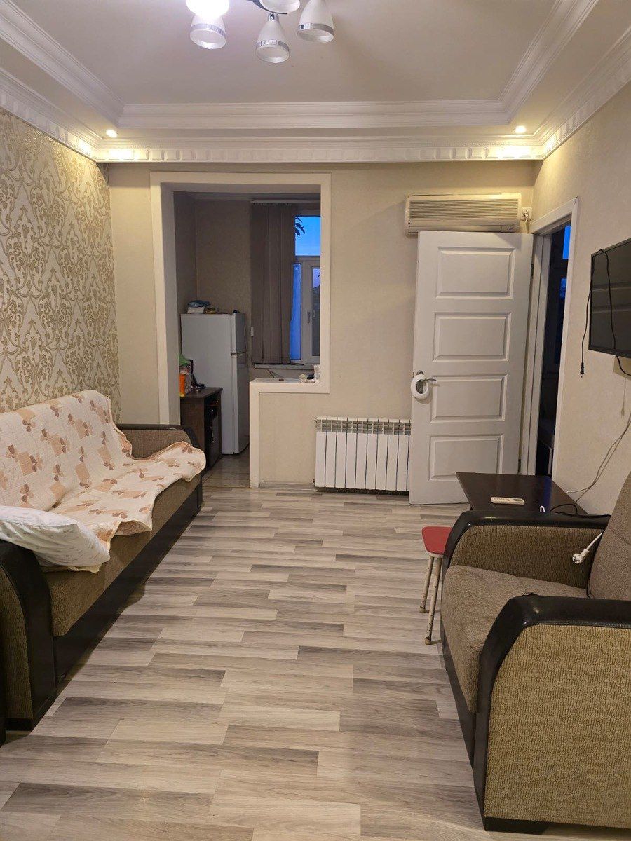 Satılır 3 otaqlı köhnə tikili 65 m² — Mənzil, Bakı (2)