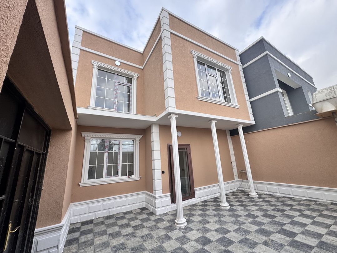 Satılır 4 otaqlı həyət evi/bağ evi 140 m² — Ev, villa, Bakı