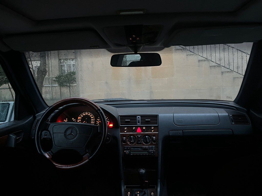 Mercedes C 200, 2.0 L, 1998 il, 270 392 km — Avtomobillər, Bakı (3)